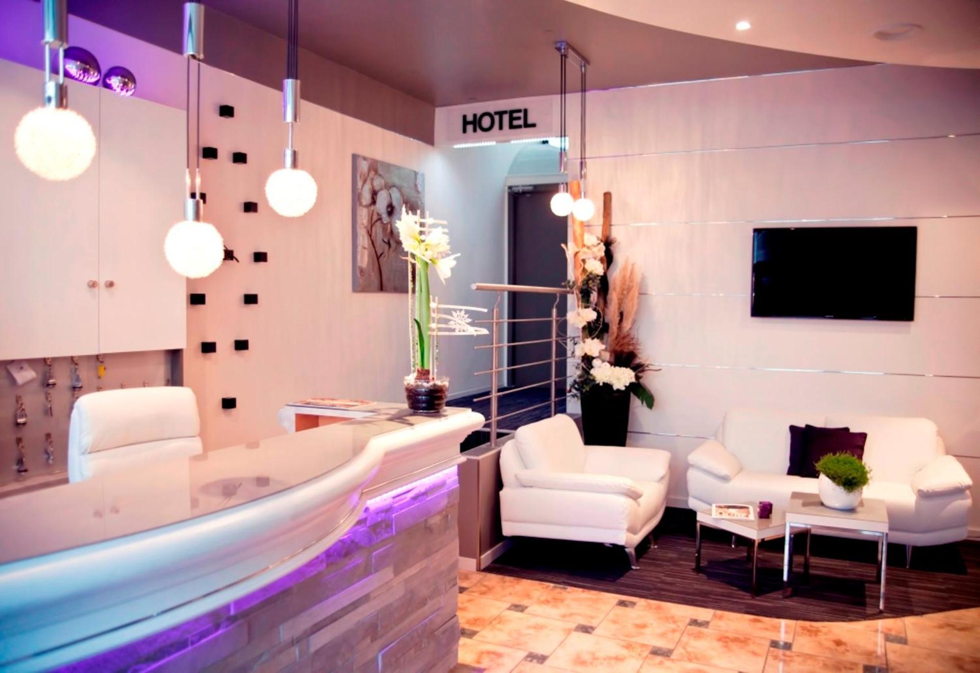 Dm Hotel Forbach Eksteriør billede